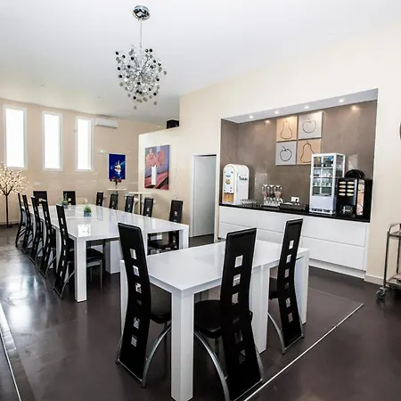 Holiday home Chateau De Valloubiere-gite *