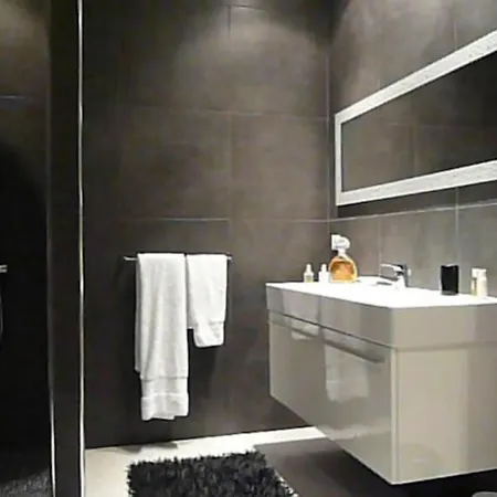 Château De Valloubière-gite * Saint-Jean-de-Fos