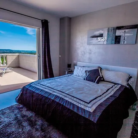 Holiday home Chateau De Valloubiere-gite *